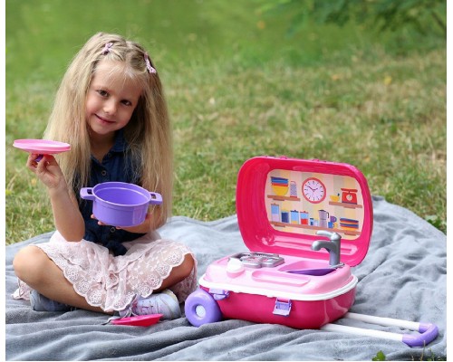 Ігрова кухня з набором посуду у валізі (6061)
