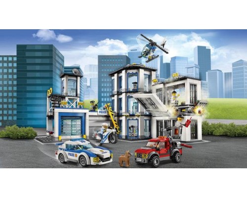 Конструктор Поліцейська ділянка 936 деталей (10660)