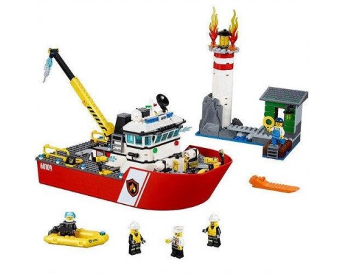 Конструктор Катер Пожежний 450 деталей (10830)