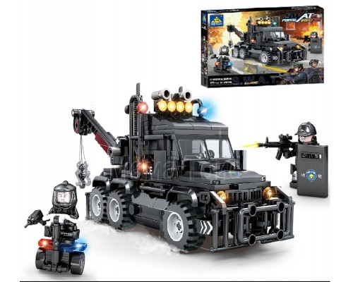 Конструктор Поліція, Вантажівка тягач 378 деталей (67290)