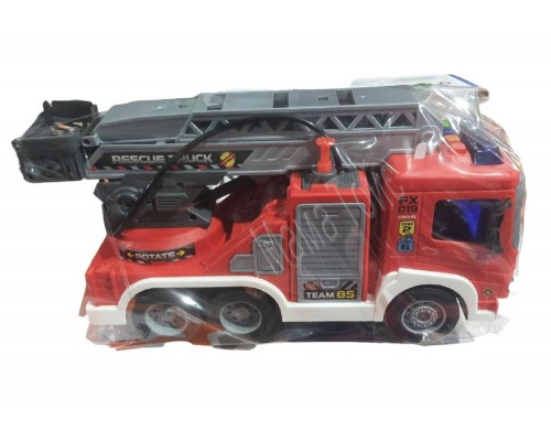 Игрушечная пожарная машина брызгает водой, со звуком и светом (66-3)