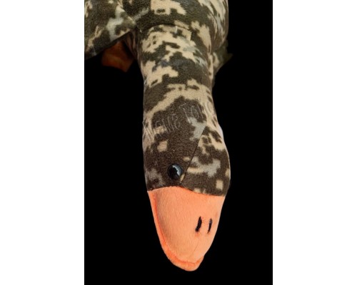 М'яка іграшка Гусак Обнімусь Військовий піксель 55 см