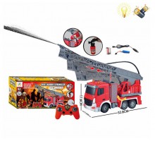 Пожежна машина на радіокеруванні. Бризкає водою (106)